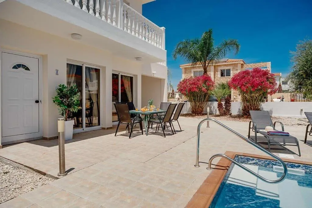 Villa Croeso Aya Napa